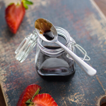 Balsamic Syrup Reduction|AFoodCentricLife.com