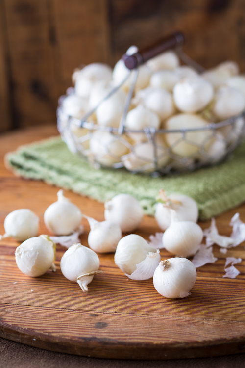 Raw white pearl onions.