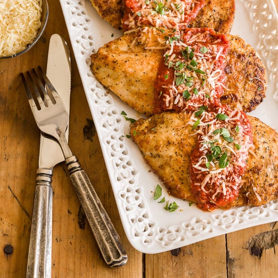 Easy Chicken Parmesan|AFoodCentricLife.com