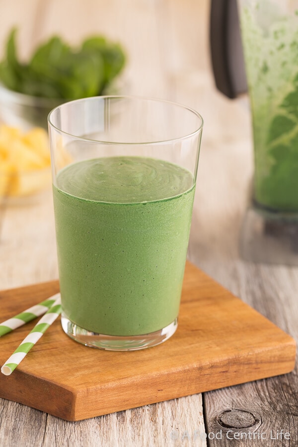Hawaiian Green Smoothie in a glass.