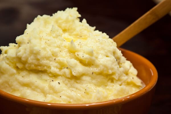 sour cream mashed potatoes | AFoodCentricLife.com