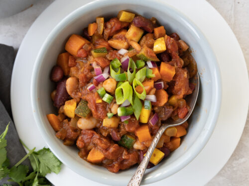 colorful bowl of vegan chili | afoodcentriclife.com