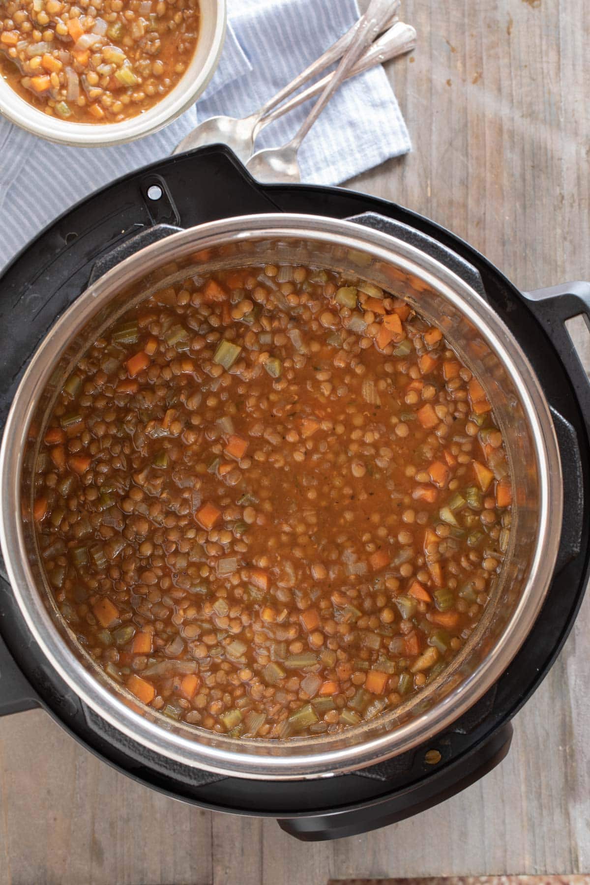A pot of finished lentil soup ready to enjoy. 